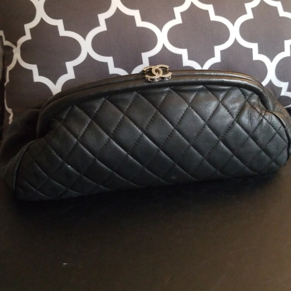 Chanel clutch